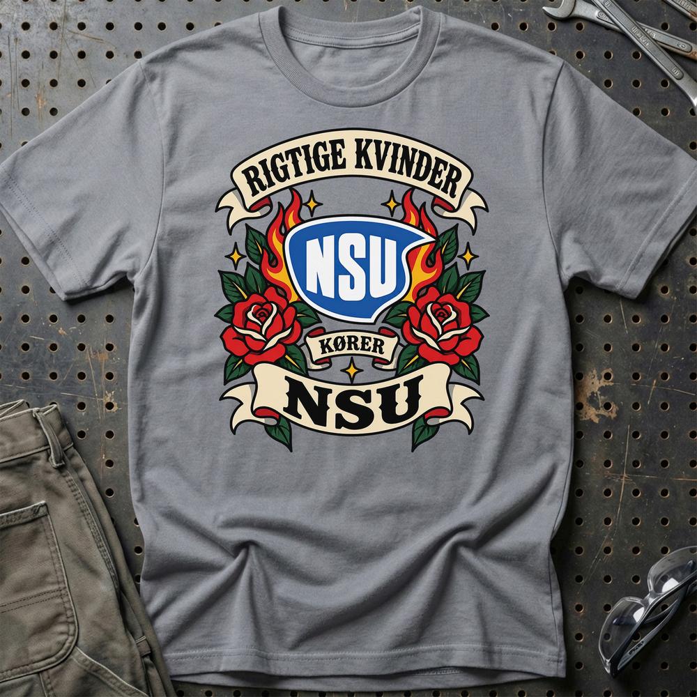 
Produktbillede af NSU Rigtige Kvinder Kører – Roser og Flammer T-Shirt
