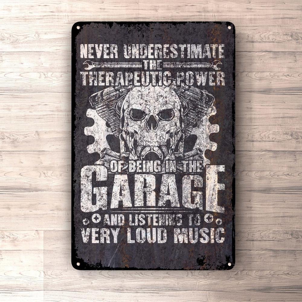 Never Underestimate The Therapeutic Power Of Garage Skilte, Musemåtte, Dørmåtte , Plakat-Skilte-Funny Garage-Garage Culture Shop- garage - man cave - merchandise