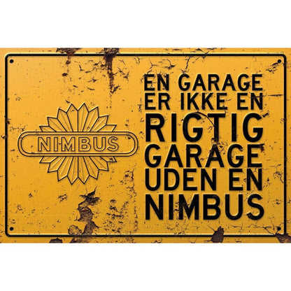 Nimbus En Garage Er Ikke En Rigtig Garage Uden En Nimbus Skilte, Musemåtte, Dørmåtte , Plakat-Skilte-Nimbus-Garage Culture Shop- garage - man cave - merchandise