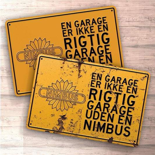 Nimbus En Garage Er Ikke En Rigtig Garage Uden En Nimbus Skilte, Musemåtte, Dørmåtte , Plakat-Skilte-Nimbus-Garage Culture Shop- garage - man cave - merchandise