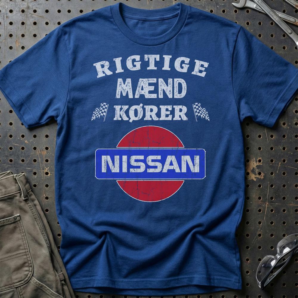 Nissan Rigtige Mænd Kører - Unisex T-Shirt , Bomuld-Beklædning-Nissan-Blå Royal-S-Garage Culture Shop- garage - man cave - merchandise