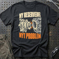 
Ny reservedel – Nyt problem – Unisex T-Shirt – Sort