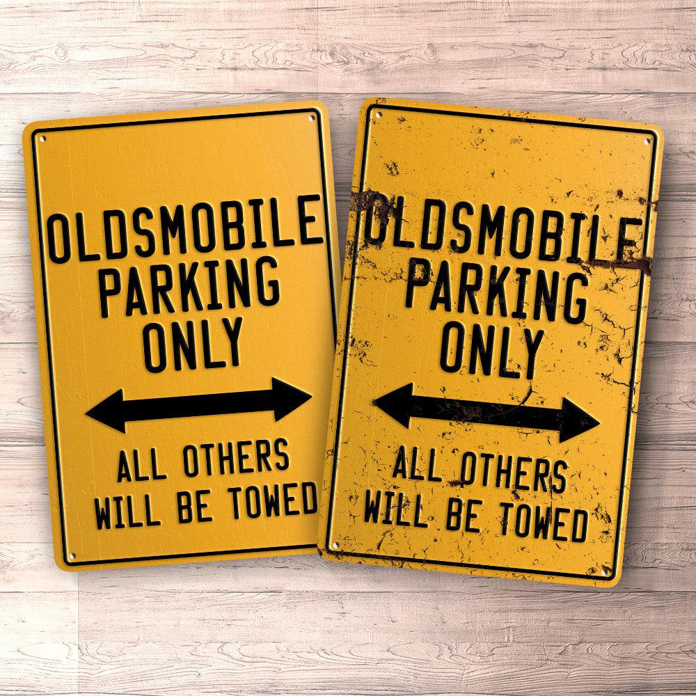 Oldsmobile Parking Only Skilte, Musemåtte, Dørmåtte , Plakat-Parking skilte-Oldsmobile-Garage Culture Shop- garage - man cave - merchandise