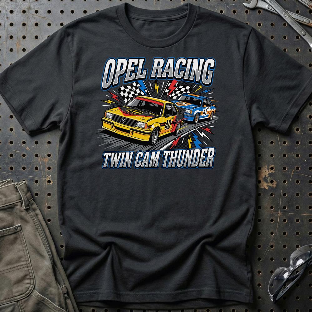 Opel Ascona B Twin Cam Racing 1970’er Klassiker - Unisex T-Shirt-Beklædning-Opel-Sort-S-Garage Culture Shop- garage - man cave - merchandise