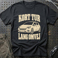 
Opel Corsa E – Kort tur lang omvej – Unisex T-Shirt – Sort