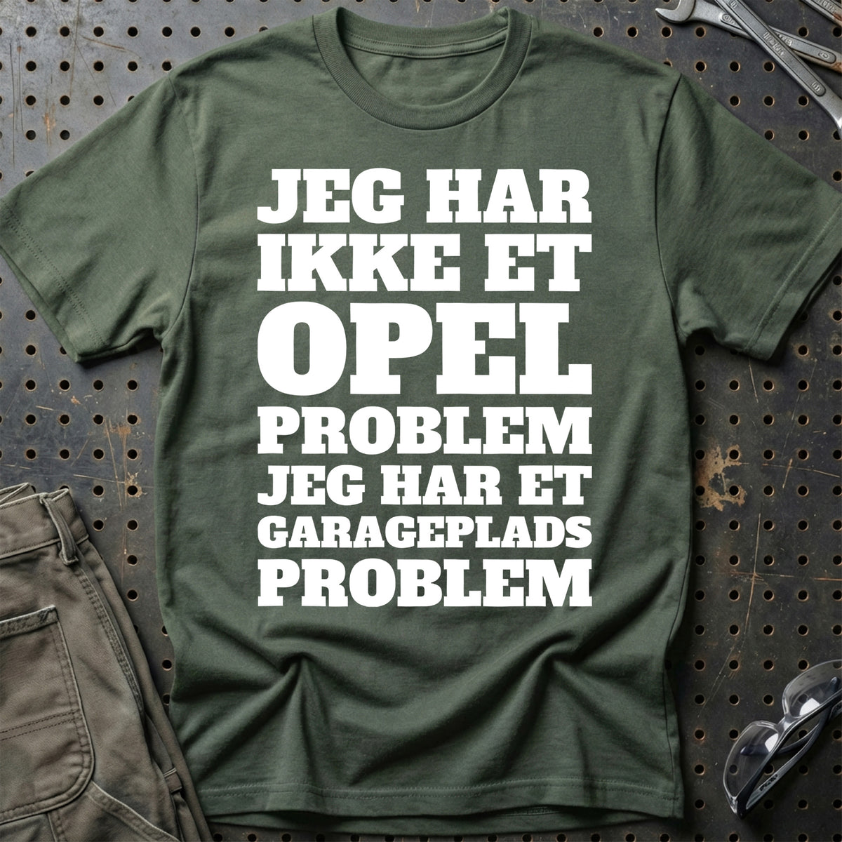 
Produktbillede af Opel – Jeg har et garageplads problem T-Shirt