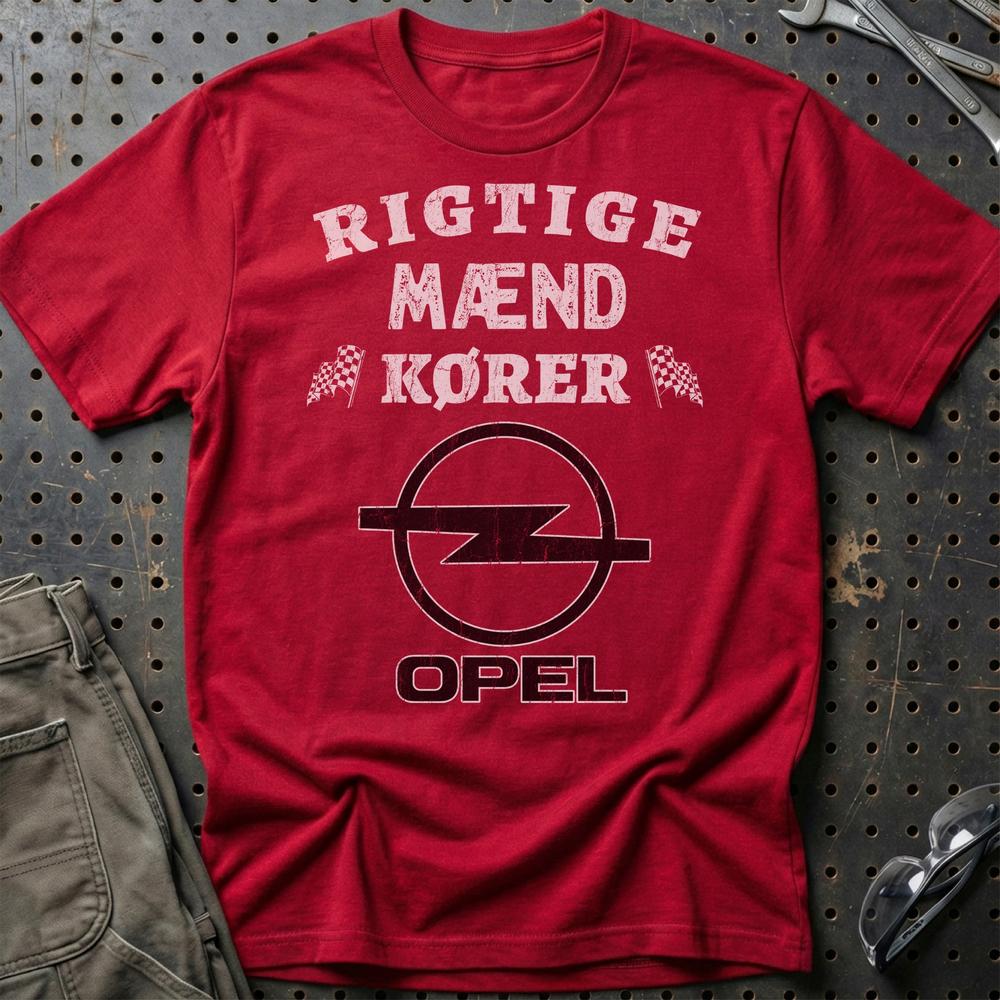 Opel Rigtige Mænd Kører T-Shirt-Beklædning-Opel-Rød-S-Garage Culture Shop- garage - man cave - merchandise