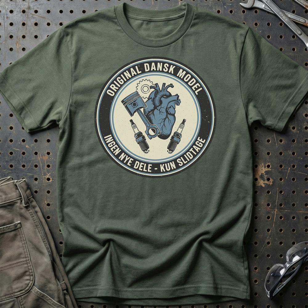 Original Dansk Model – Ingen Nye Dele, Kun Slitage - Unisex T-Shirt , Bomuld-Beklædning-Garage Culture-Grøn Militær-S-Garage Culture Shop- garage - man cave - merchandise