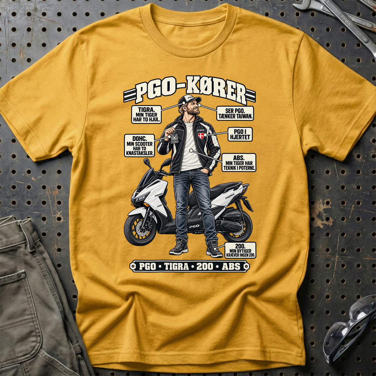 
PGO-Kører T-Shirt – Guld