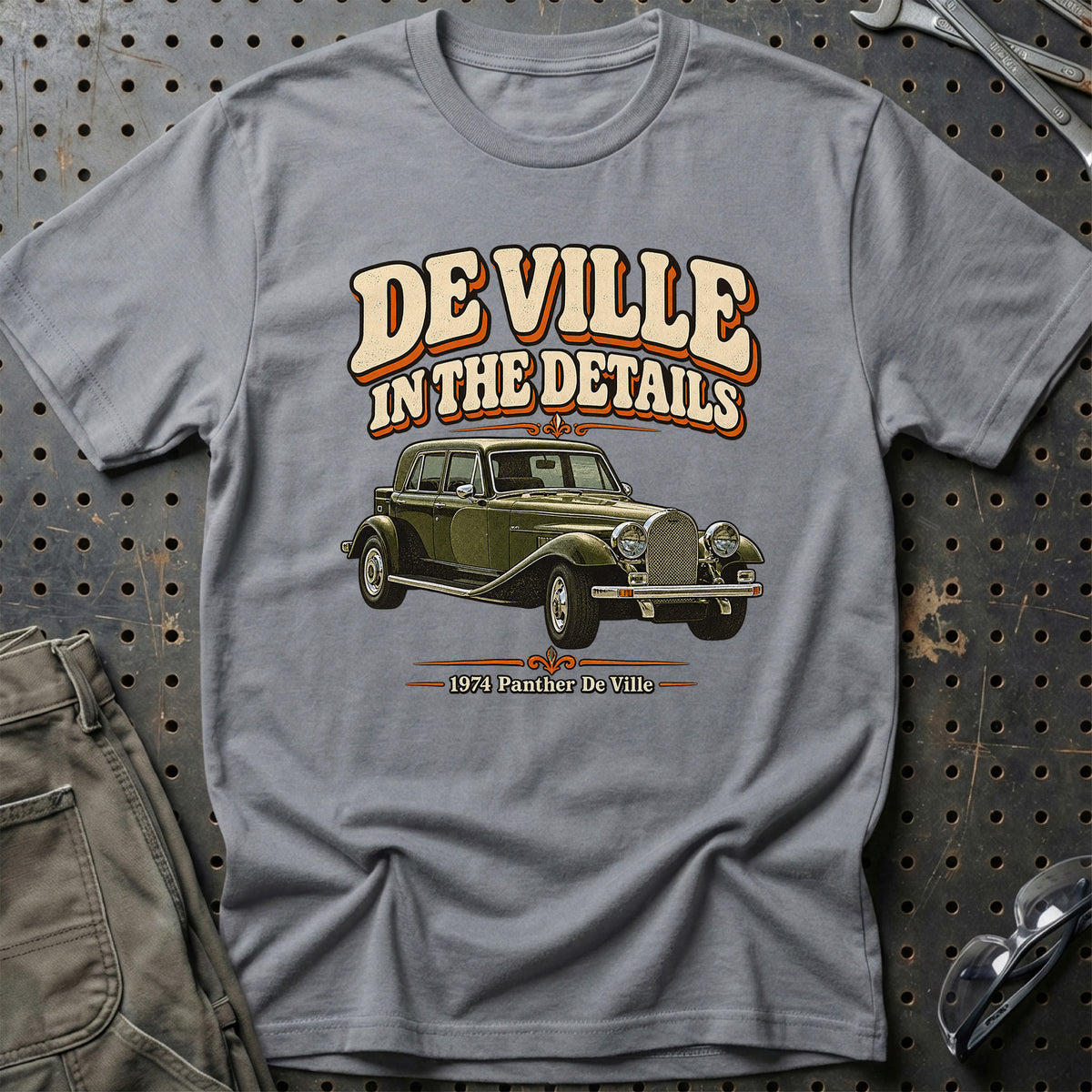 
Panther De Ville 1974 – De Ville in the Details T-Shirt – Grå Sport