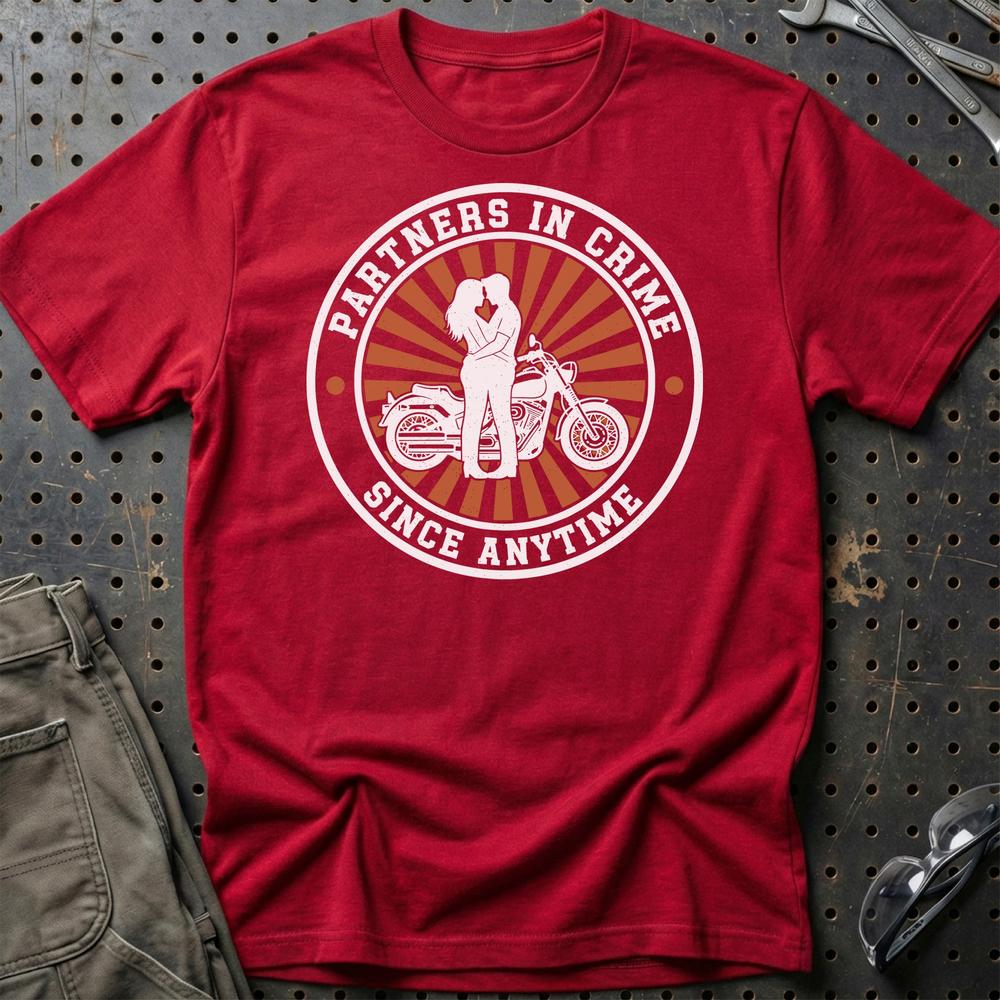 Partners In Crime Since Anytime – Unisex T-Shirt , Bomuld-Beklædning-Garage Culture-Rød-S-Garage Culture Shop- garage - man cave - merchandise