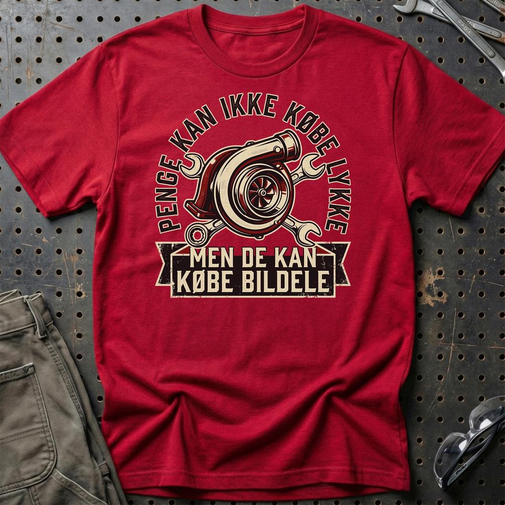 Penge Kan Ikke Købe Lykke – Men De Kan Købe Bildele Unisex T-Shirt , Bomuld-Beklædning-Garage Culture-Rød-S-Garage Culture Shop- garage - man cave - merchandise