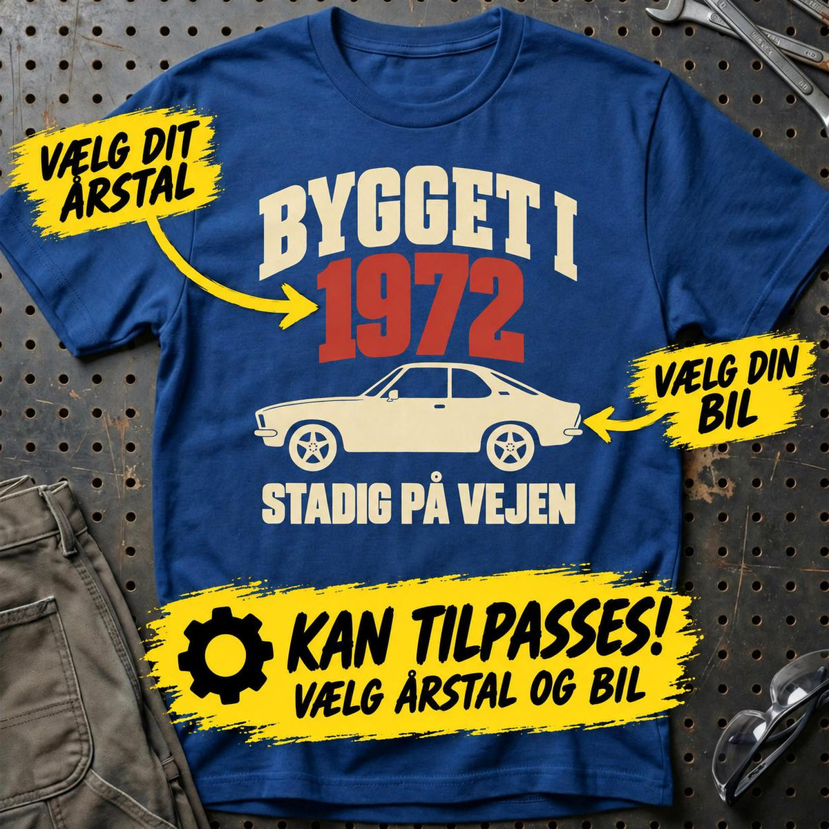 
Produktbillede af Personlig – Bygget i dit årstal, stadig på vejen – T-shirt med din bil