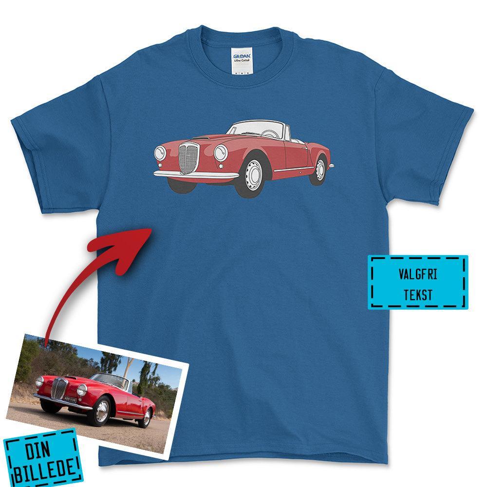 Personlig - Din Bil Som En Illustreret Tegning - Med Din Bil MC Billede Unisex T-Shirt , Bomuld-Beklædning-Garage Culture-Blå Royal-S-Garage Culture Shop- garage - man cave - merchandise