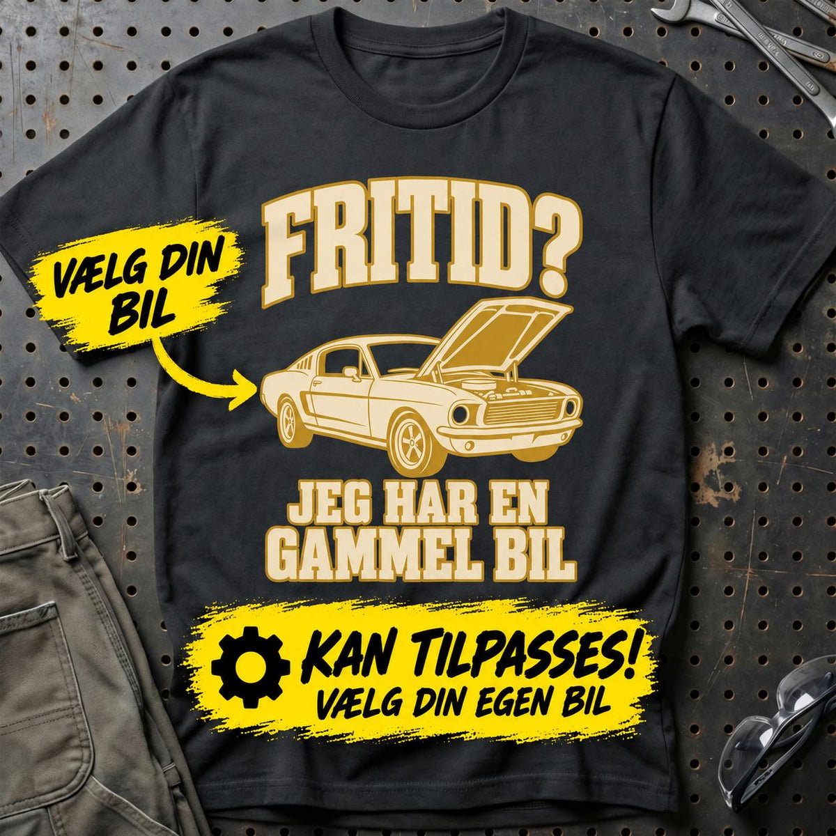 
Produktbillede af Personlig – Fritid? Jeg har en gammel bil – T-shirt med din bil