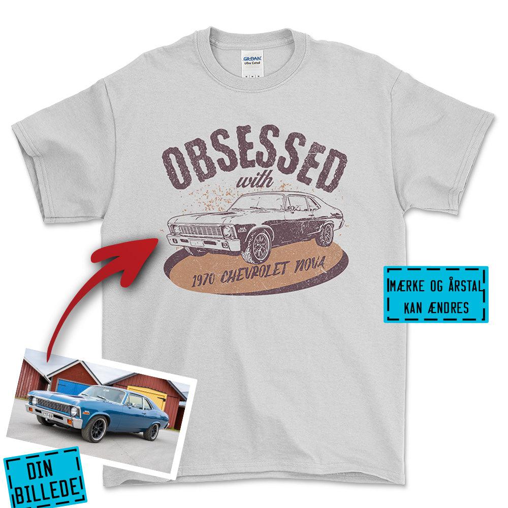 Personlig - Obsessed With My Car/Motorcycle - Med Din Bil MC Billede T-Shirt-Beklædning-Garage Culture-Hvid-S-Garage Culture Shop- garage - man cave - merchandise