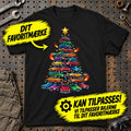 
Produktbillede af Personlig - 🎄 Personlig Jule-T-Shirt med Dit Favoritmærke – Custom Design