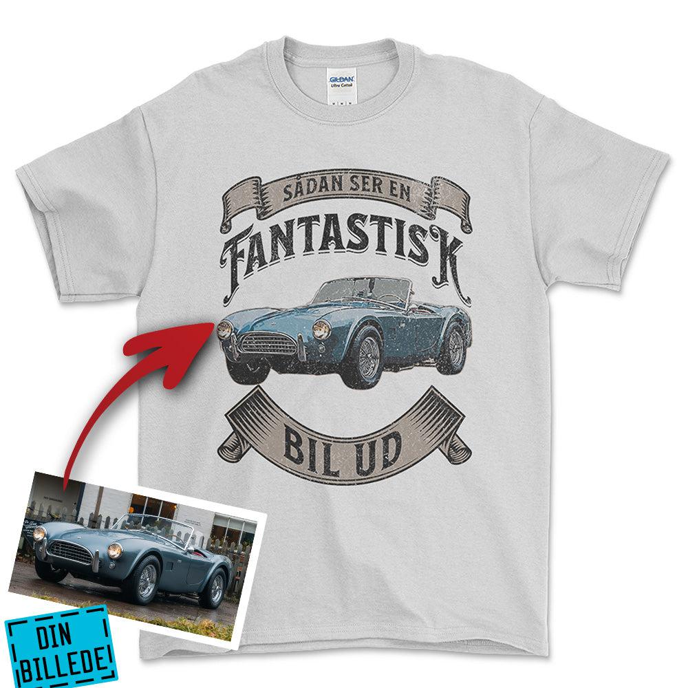 Personlig - Sådan Ser en Fantastisk Bil Ud - Med Din Bil MC Billede Unisex T-Shirt , Bomuld-Beklædning-Garage Culture-Hvid-S-Garage Culture Shop- garage - man cave - merchandise