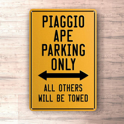 Piaggio Ape Parking Only Skilte, Musemåtte, Dørmåtte , Plakat-Parking skilte-Piaggio-Garage Culture Shop- garage - man cave - merchandise
