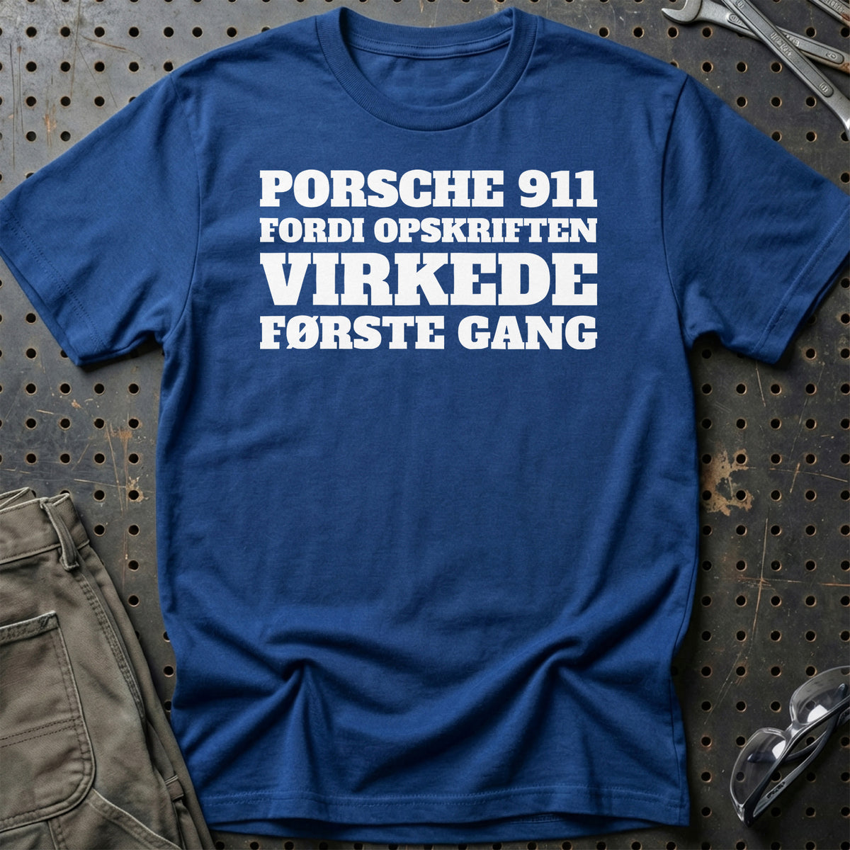 
Produktbillede af Porsche 911 – Fordi Opskriften Virkede Første Gang T-Shirt