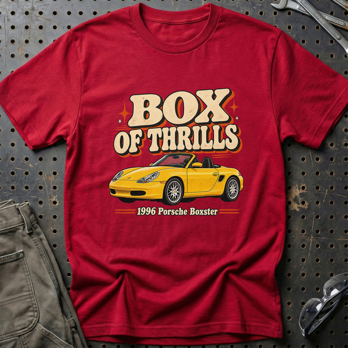 
Porsche Boxster 1996 – Box of Thrills T-Shirt – Rød
