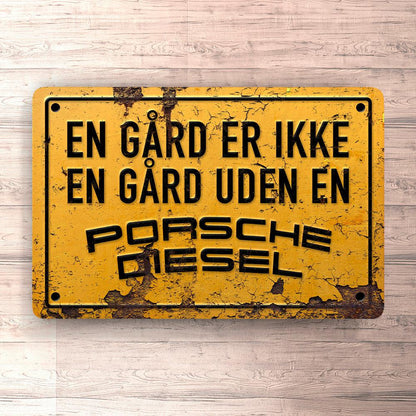 Porsche En Gård Er Ikke En Gård Uden En Porsche Skilte, Musemåtte, Dørmåtte , Plakat-Skilte-Porsche-Garage Culture Shop- garage - man cave - merchandise