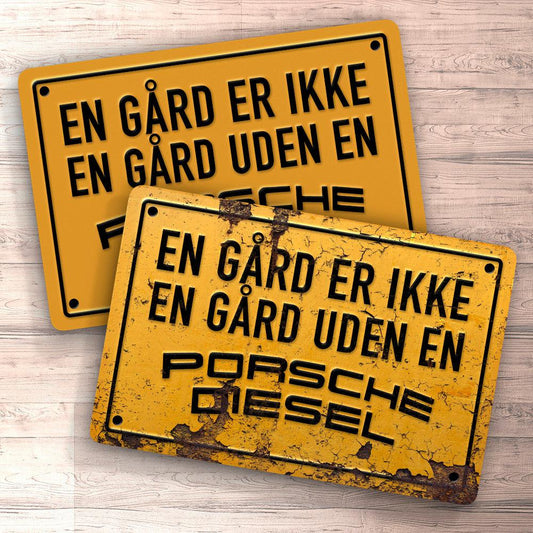 Porsche En Gård Er Ikke En Gård Uden En Porsche Skilte, Musemåtte, Dørmåtte-Skilte-Porsche-Garage Culture Shop- garage - man cave - merchandise