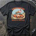 
Porsche Søndagstur - Benzin & Vaffelis Unisex T-Shirt – Sort – print foran