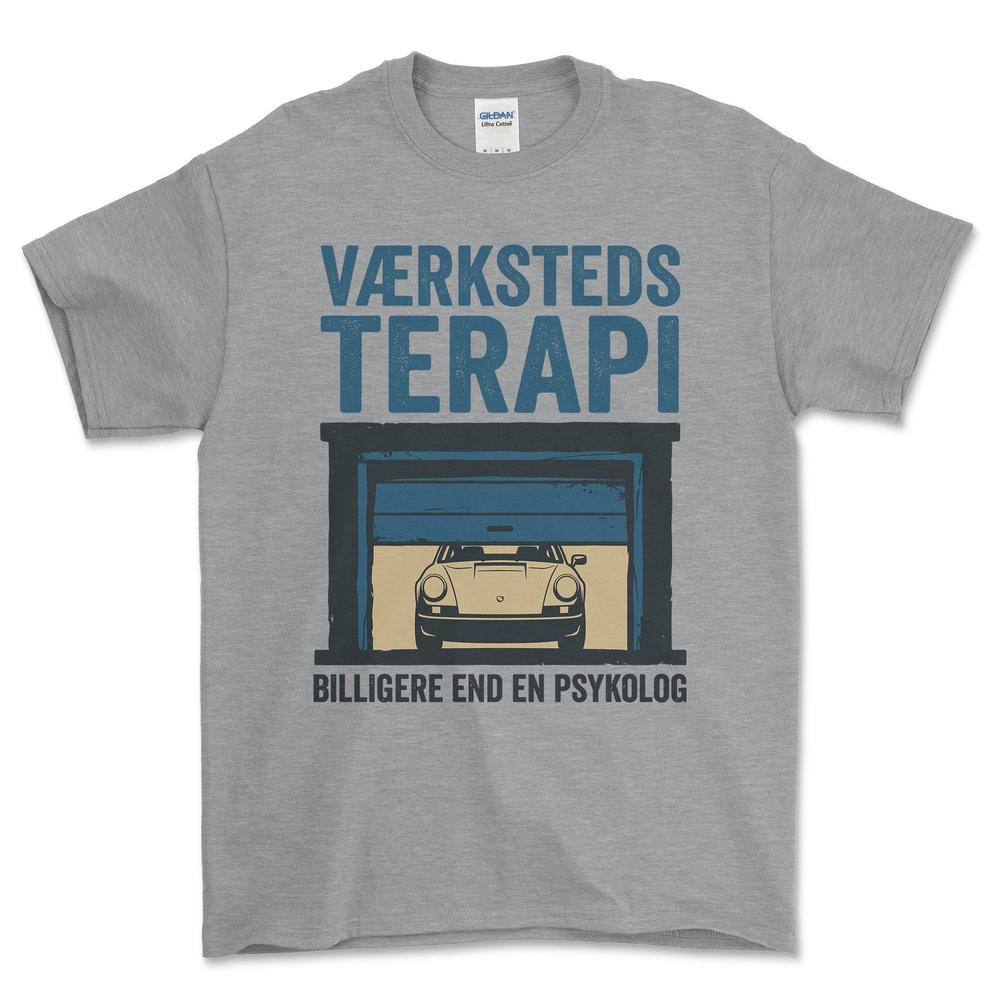 Porsche Værksteds Terapi T-Shirt-Beklædning-Porsche-Grå Sport-S-Garage Culture Shop- garage - man cave - merchandise