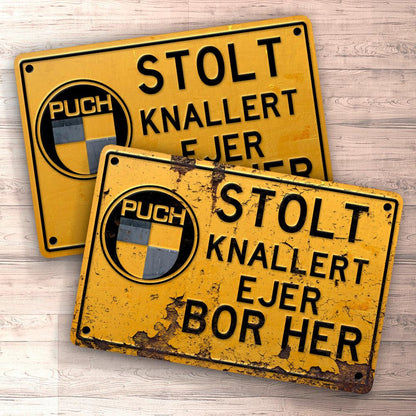 Puch - Stolt Puch Knallert Ejer Bor Her Skilte, Musemåtte, Dørmåtte-Skilte-Puch-Garage Culture Shop- garage - man cave - merchandise