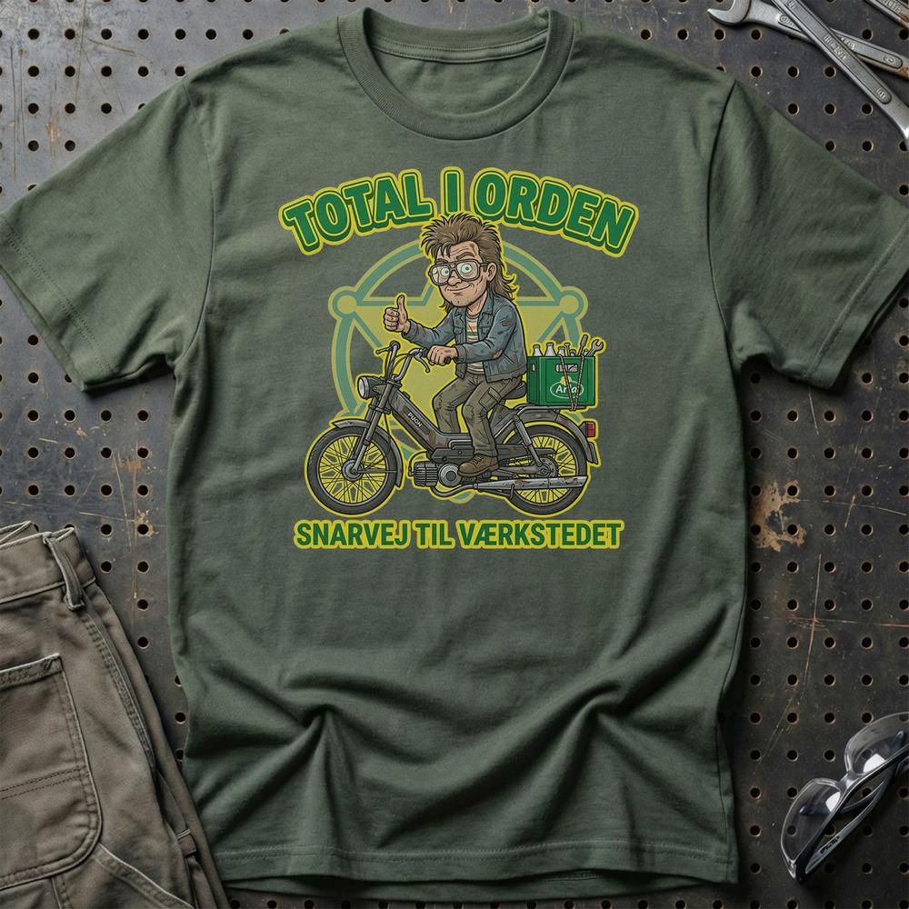 Puch Total I Orden T-Shirt-Beklædning-Puch-Grøn Militær-S-Garage Culture Shop- garage - man cave - merchandise
