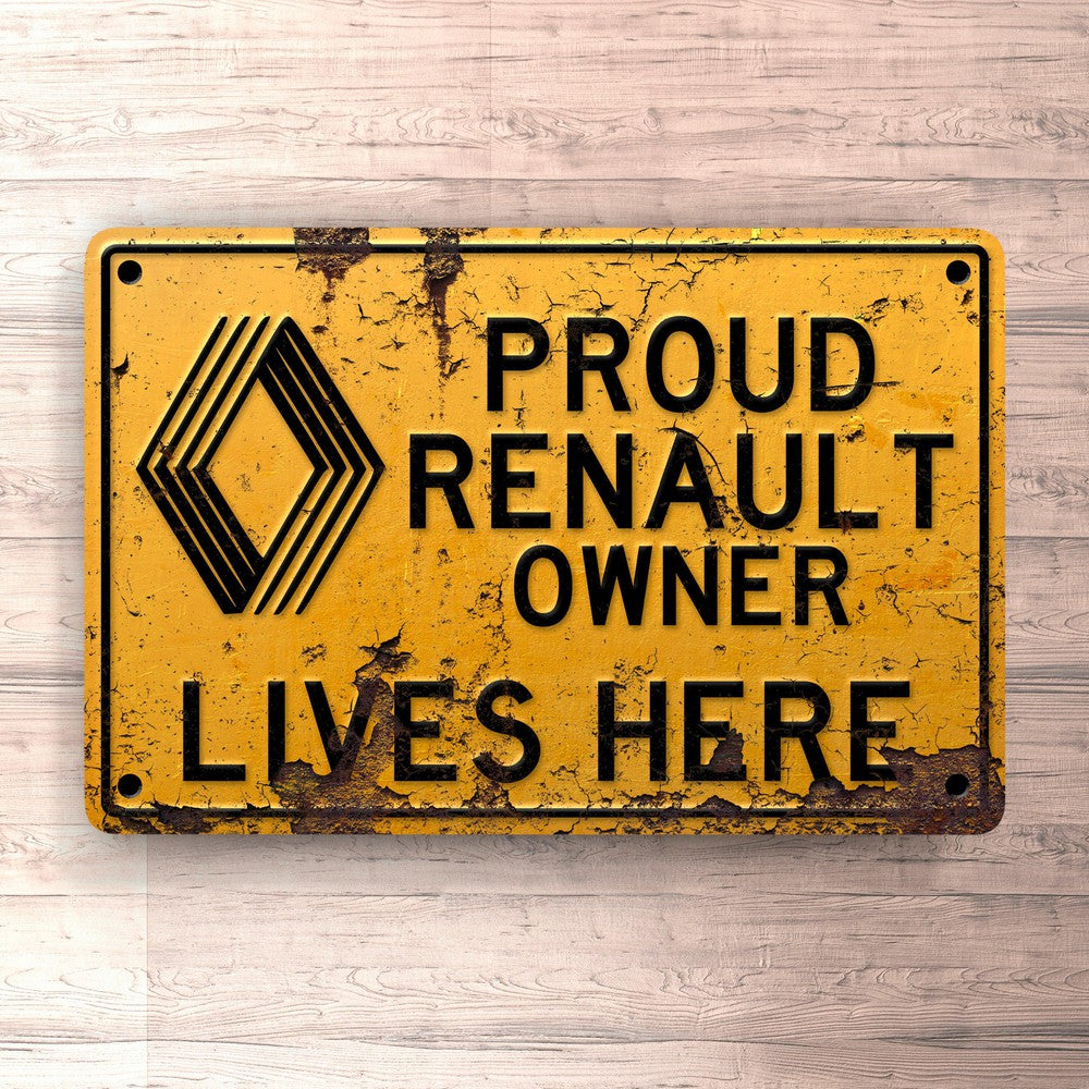 Renault Proud Renault Owner Lives Here Skilte, Musemåtte, Dørmåtte-Skilte-Renault-Garage Culture Shop- garage - man cave - merchandise