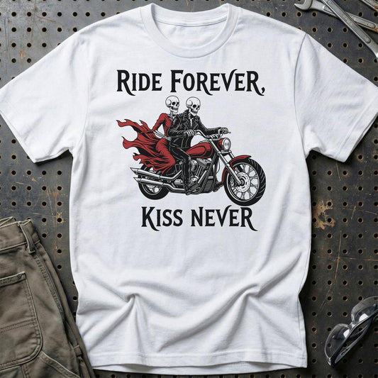 Ride Forever Kiss Never – Unisex T-Shirt , Bomuld-Beklædning-Garage Culture-Hvid-S-Garage Culture Shop- garage - man cave - merchandise