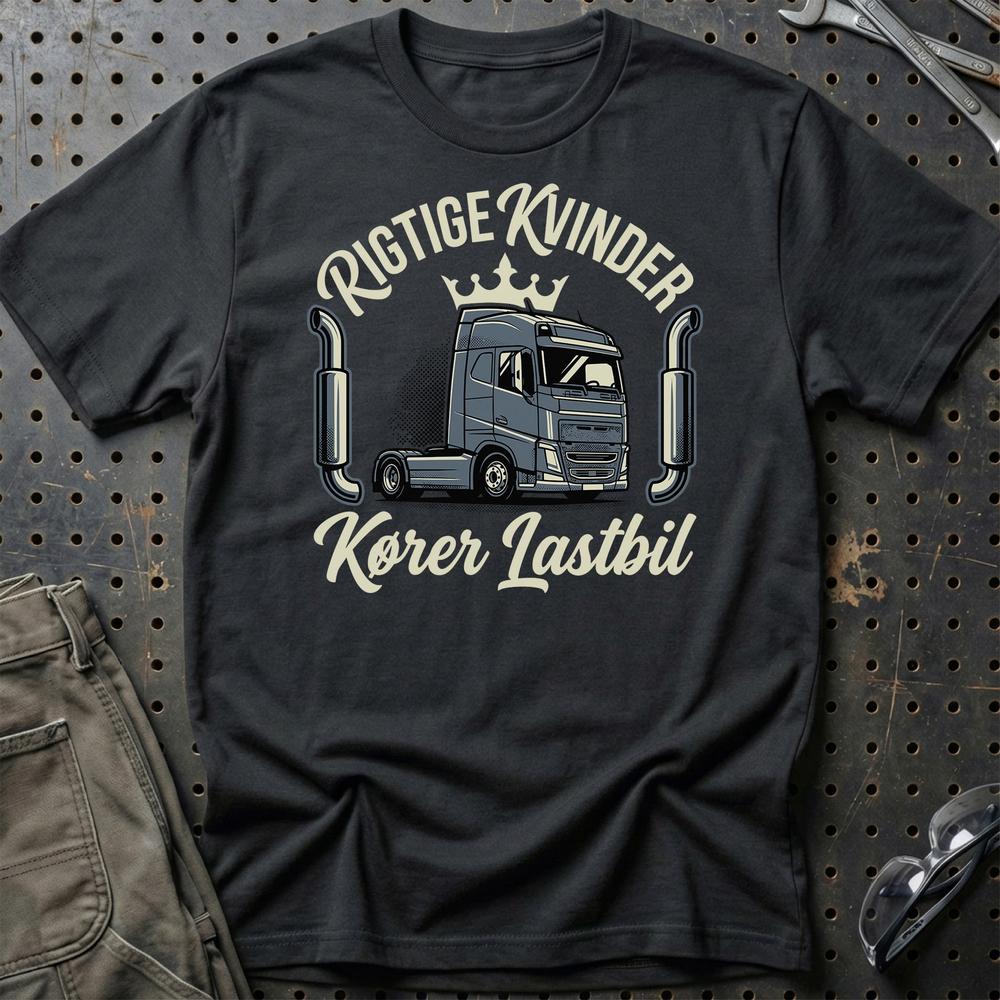 Rigtige Kvinder Kører Lastbil T-Shirt-Beklædning-Garage Culture-Sort-S-Garage Culture Shop- garage - man cave - merchandise