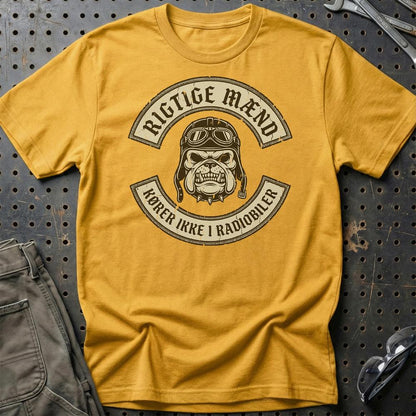 Rigtige Mænd Kører Ikke I Radiobiler - Unisex T-Shirt , Bomuld-Beklædning-Garage Culture-Guld-S-Garage Culture Shop- garage - man cave - merchandise