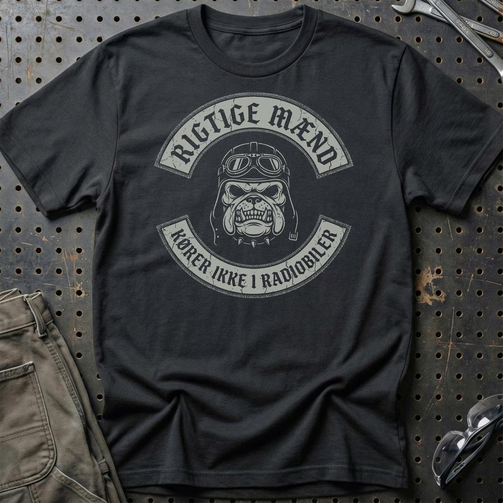 Rigtige Mænd Kører Ikke I Radiobiler - Unisex T-Shirt , Bomuld-Beklædning-Garage Culture-Sort-S-Garage Culture Shop- garage - man cave - merchandise