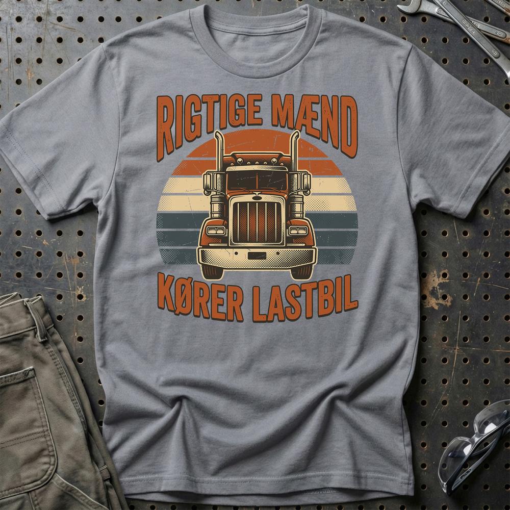 Rigtige Mænd Kører Lastbil - Unisex T-Shirt , Bomuld-Beklædning-Garage Culture-Grå Sport-S-Garage Culture Shop- garage - man cave - merchandise