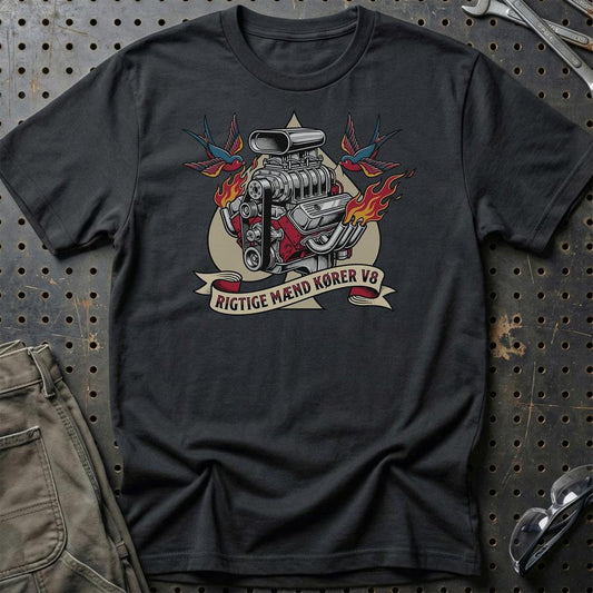 Rigtige Mænd Kører V8 - Unisex T-Shirt , Bomuld-Beklædning-Garage Culture-Sort-S-Garage Culture Shop- garage - man cave - merchandise