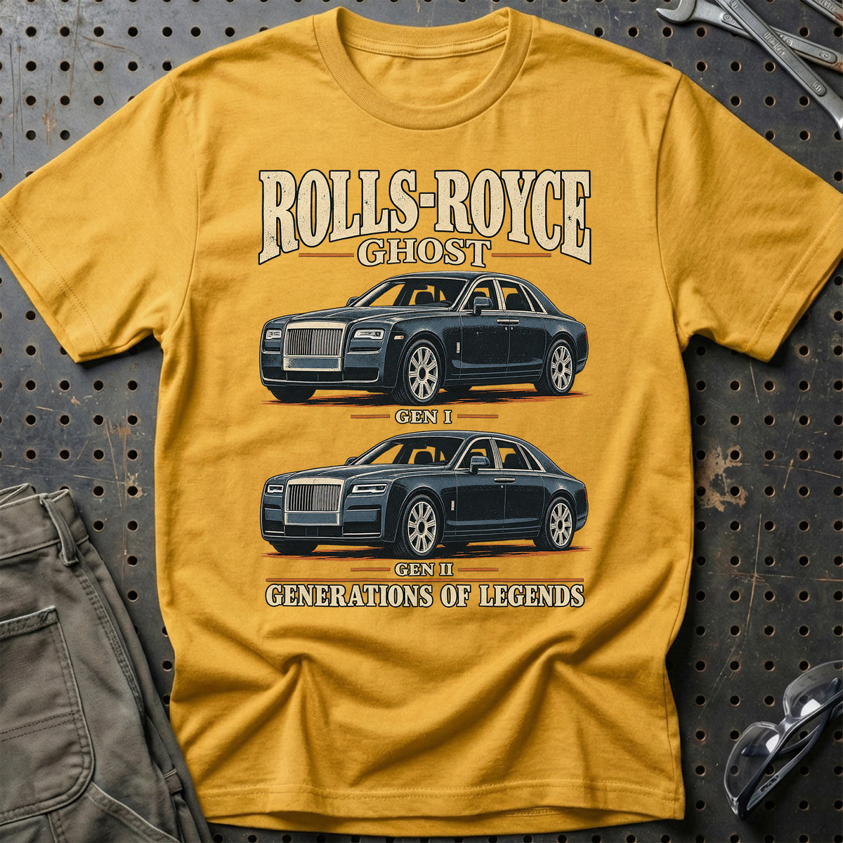 
Rolls-Royce Ghost – Generations of Legends T-Shirt – Guld