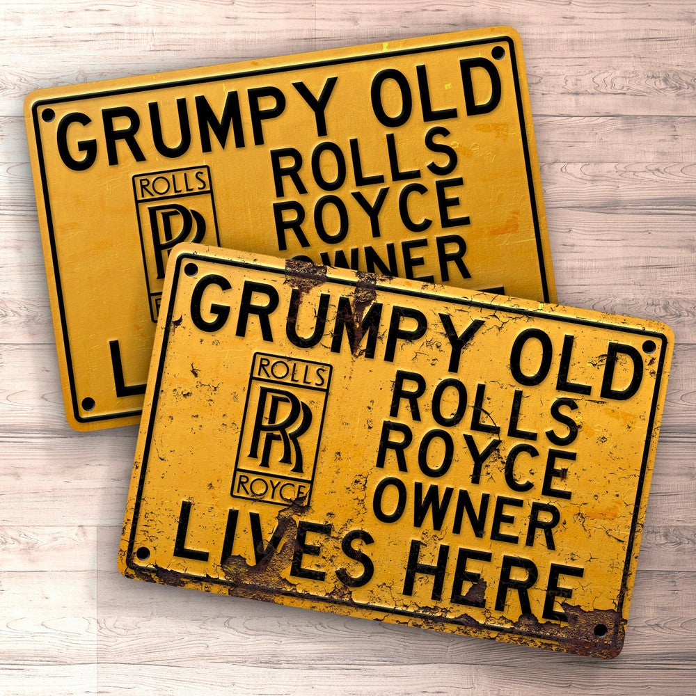 Rolls Royce Grumpy Old Rolls Royce Owner Lives Here Skilte, Musemåtte, Dørmåtte , Plakat-Skilte-Rolls Royce-Garage Culture Shop- garage - man cave - merchandise