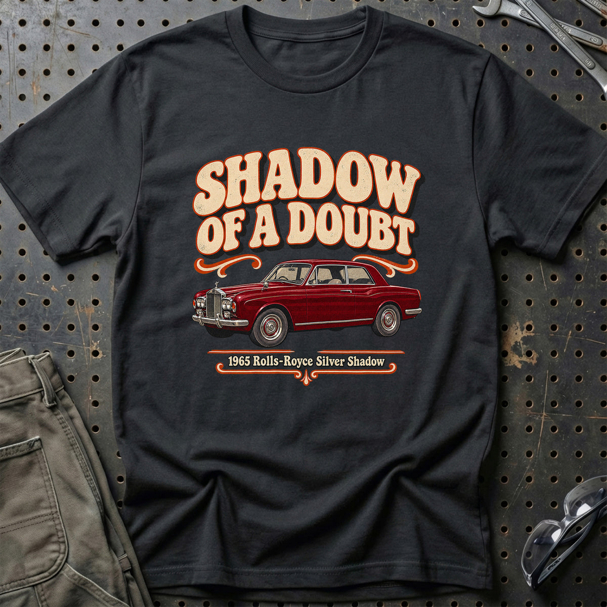 
Rolls-Royce Silver Shadow 1965 – Shadow of a Doubt T-Shirt – Sort