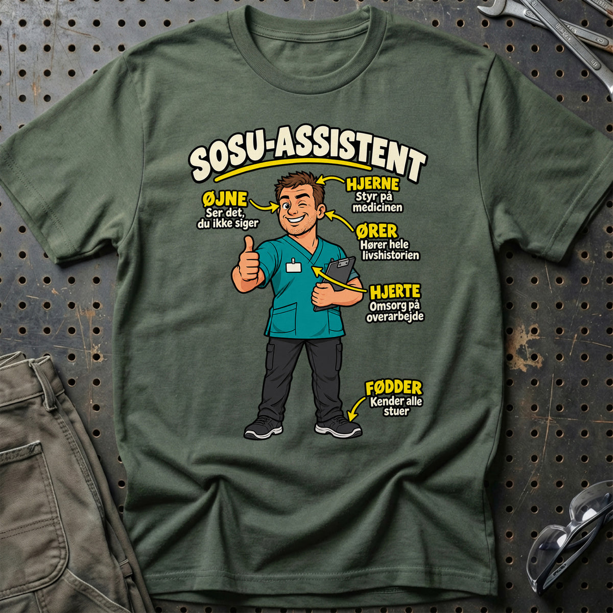 
SOSU-assistent – Anatomi T-Shirt – Grøn Militær