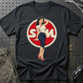 SYM Retro Pinup T-Shirt – Sort