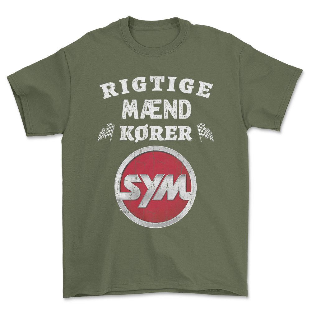 SYM Rigtige Mænd Kører - Unisex T-Shirt , Bomuld-Beklædning-SYM-Grøn Militær-S-Forside-Garage Culture Shop- garage - man cave - merchandise