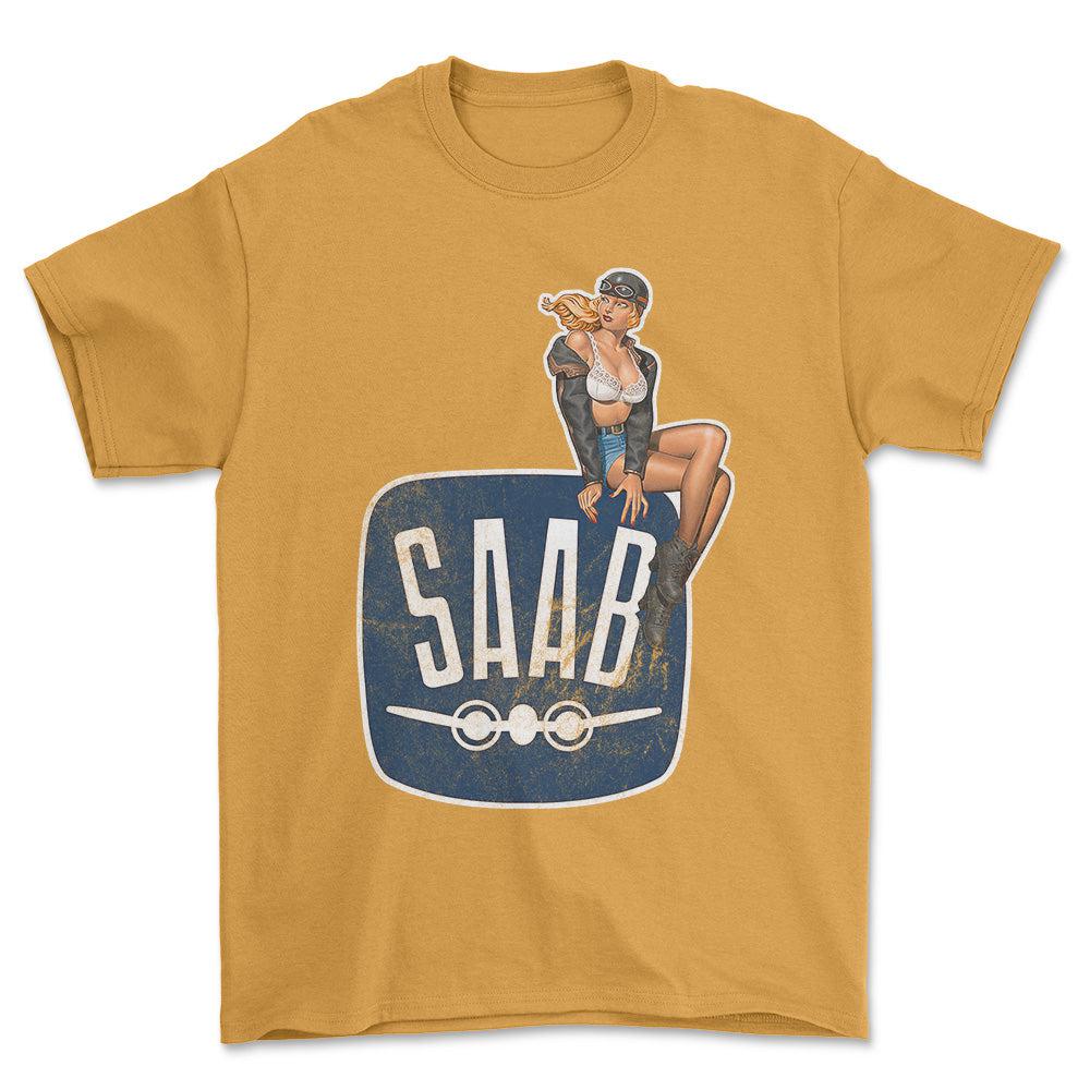 Saab Pinup - Unisex T-Shirt , Bomuld-Beklædning-Saab-Guld-S-Forside-Garage Culture Shop- garage - man cave - merchandise
