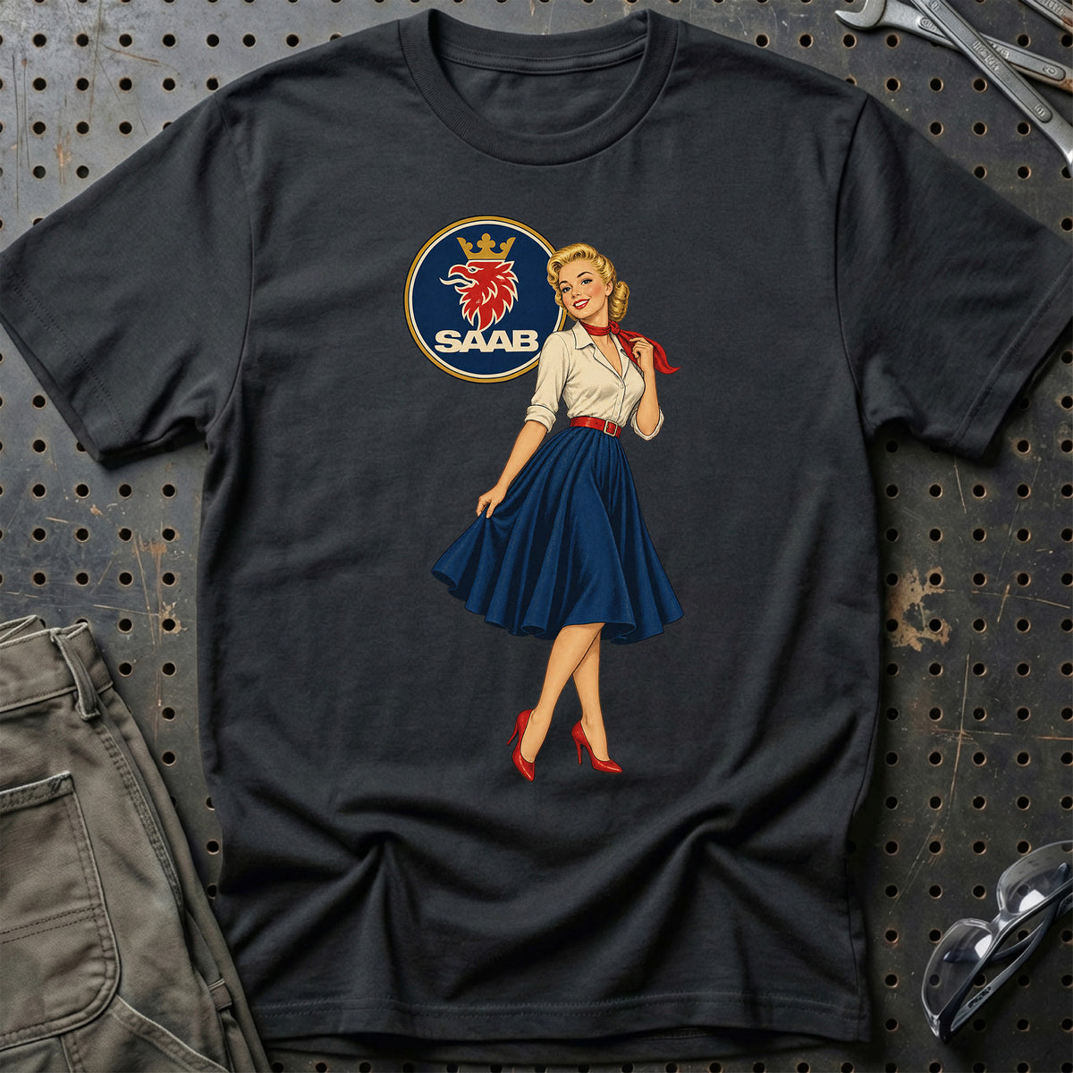 Saab Retro Pinup T-Shirt – Sort