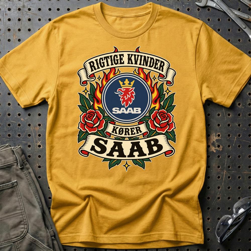 
Produktbillede af Saab Rigtige Kvinder Kører – Roser og Flammer T-Shirt