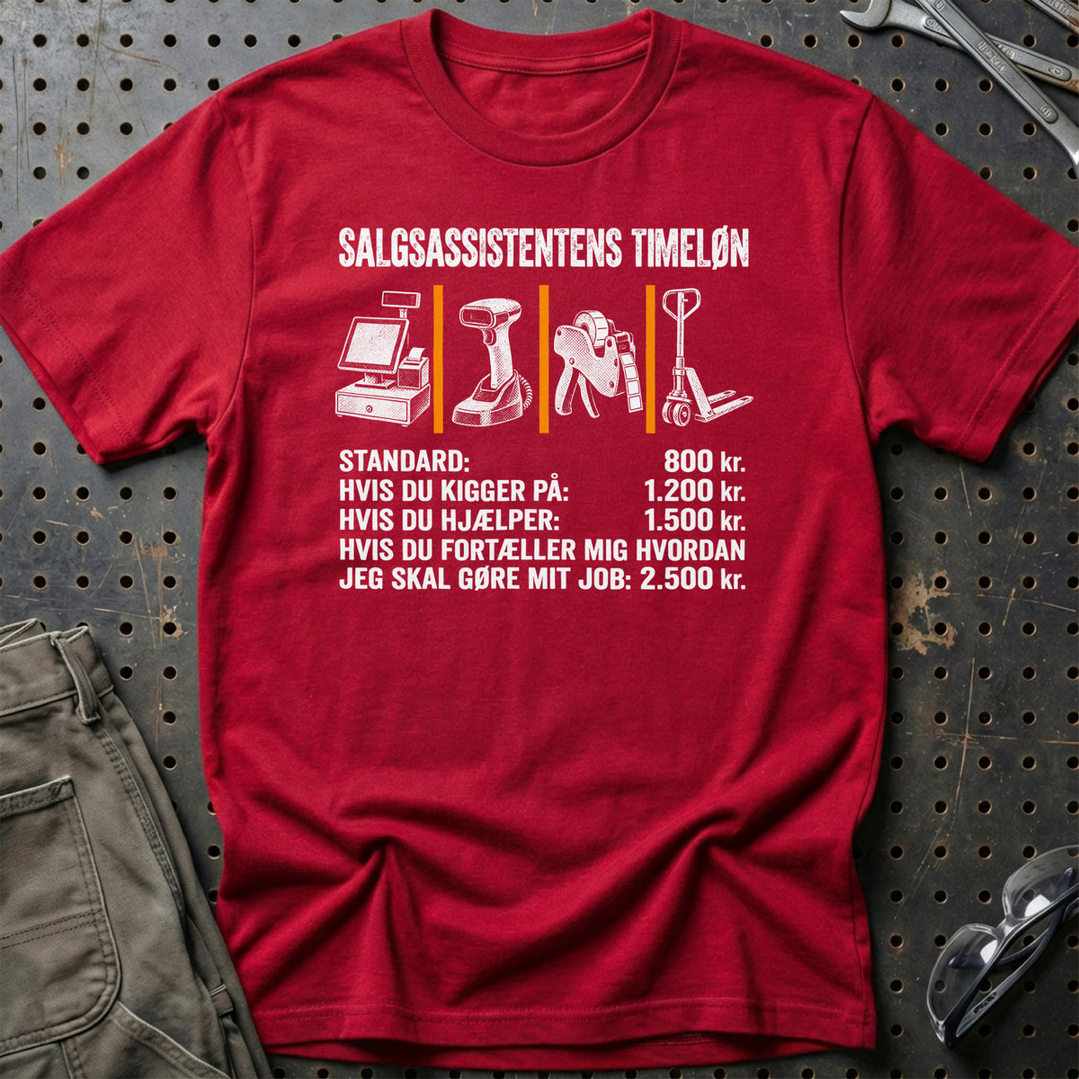 
Salgsassistentens Timeløn T-Shirt – Rød – print på forsiden