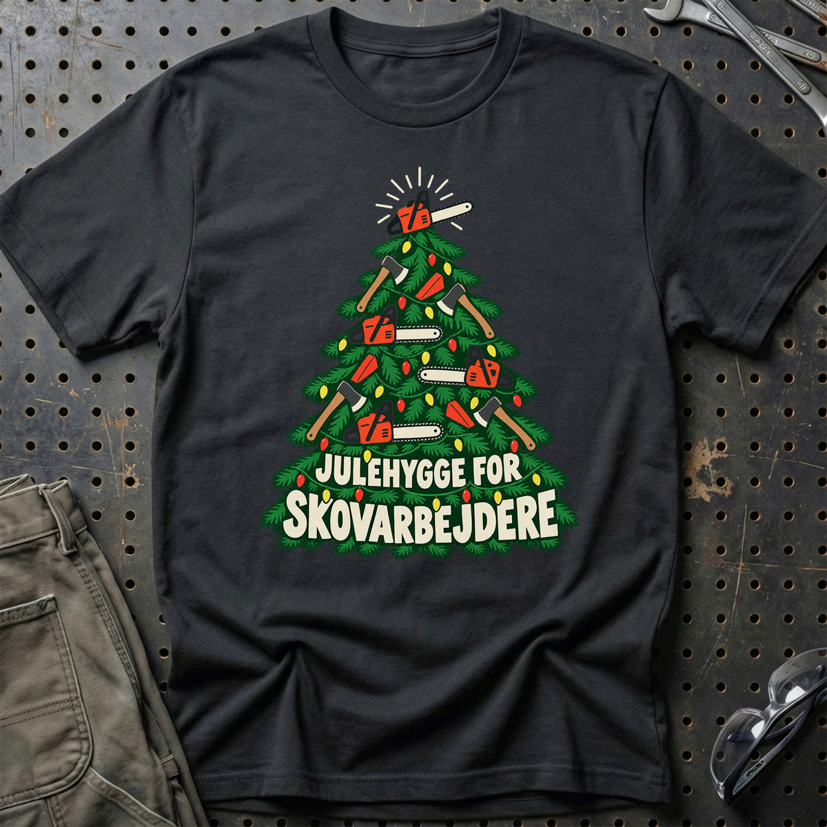 
Skovarbejder – Julehygge – Unisex T-Shirt – Sort