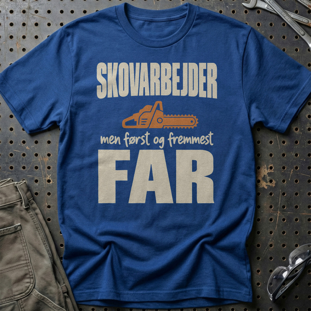 
Produktbillede af Skovarbejder – Men Først Og Fremmest Far T-Shirt